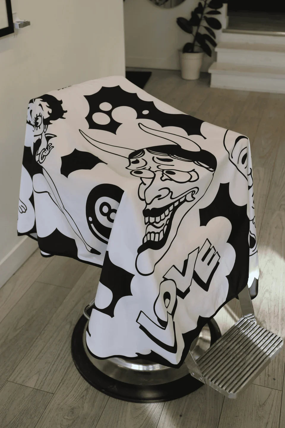 High Top Capes - Barber Cape - Love Hate Black
